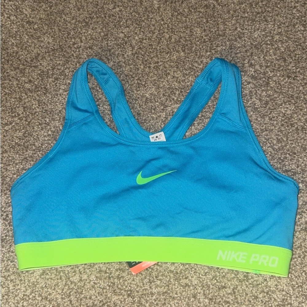 Women’s Medium Nike Sport’s Bra